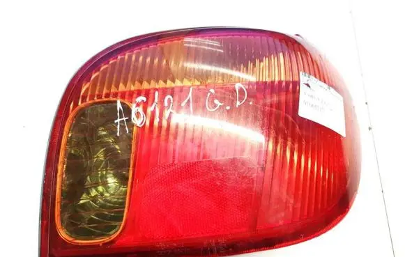 Toyota Yaris Rear/tail lights