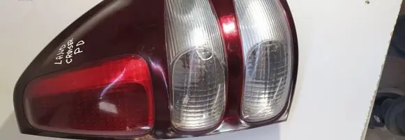 Toyota Land Cruiser (J120) Rear/tail lights