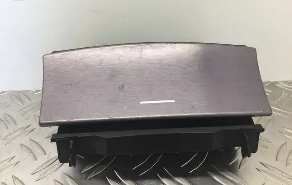 Ashtray (front)