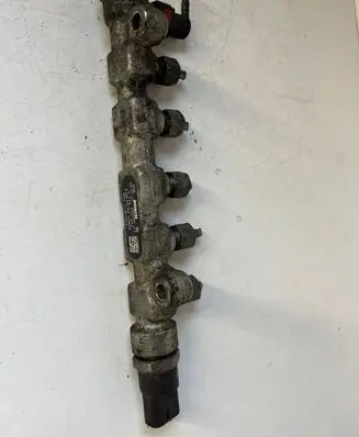 Renault Master II Fuel main line pipe 8200378703 080009 H148037