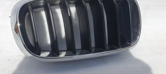 BMW X6 F16 Front bumper upper radiator grill 7316076 7316058 7316054
