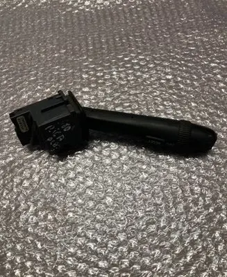 Volvo V70 Indicator stalk 30658618 03W23D