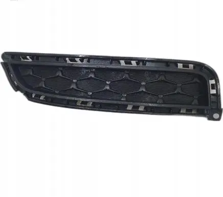 Hyundai i30 Quarter panel pressure vent 86663-G4700