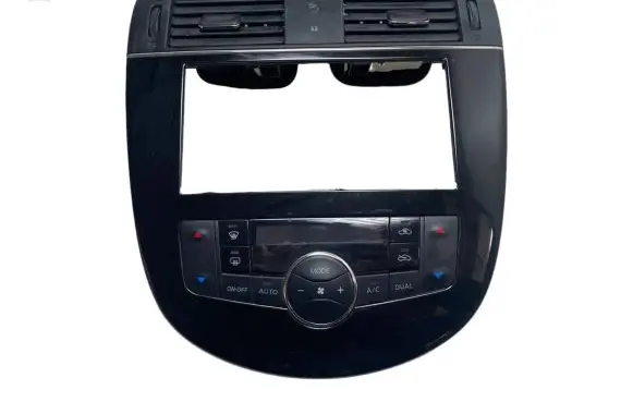 Nissan Pulsar Climate control unit 9930163 682593ZL2A