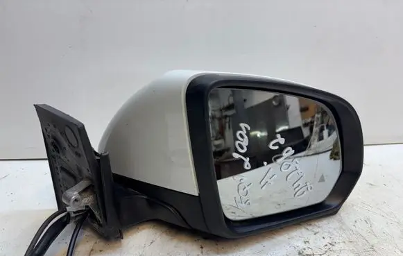 Mercedes-Benz Vito Viano W447 Front door electric wing mirror E90311032 E90011294 A057273
