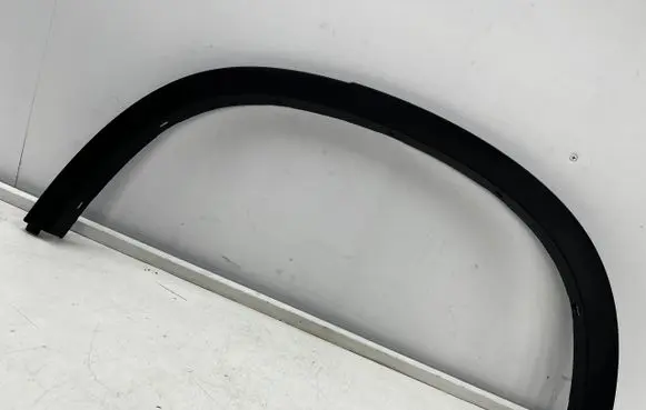 BMW X1 E84 Rear arch trim 2990171