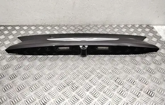 Chrysler Pacifica Trunk door license plate light bar 5RL88AXRAG