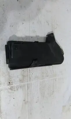 Mercedes-Benz CLS C219 Fuse box cover A2115400482
