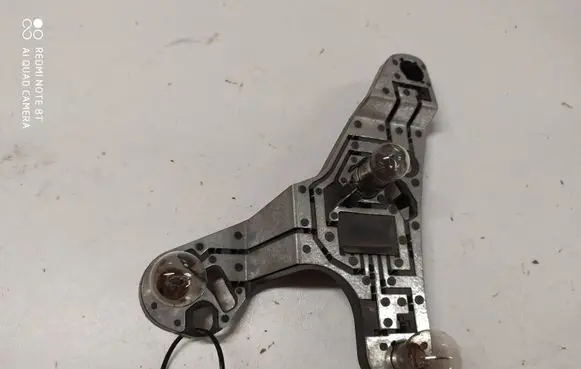 Toyota Avensis T250 Tail light bulb cover holder 89028786