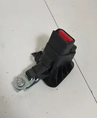 Toyota C-HR I Rear seatbelt buckle 1129807