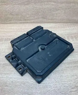 Renault Megane I Engine control unit/module ECU 7700105954 7700114873