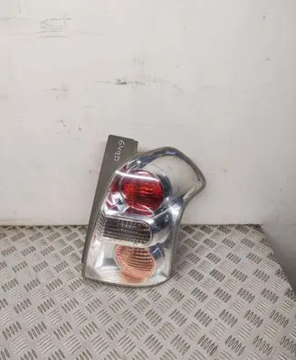 Toyota Corolla Verso AR10 Rear/tail lights 815500F060