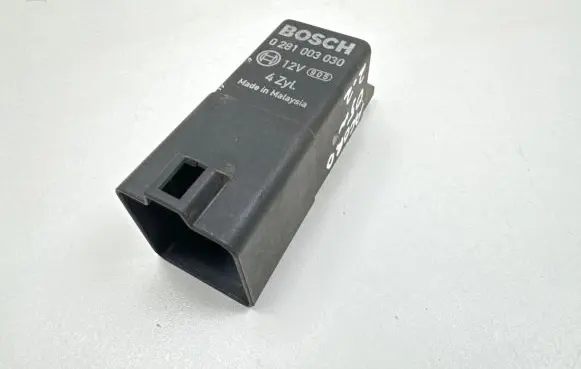 Honda Accord Glow plug pre-heat relay 0281003030