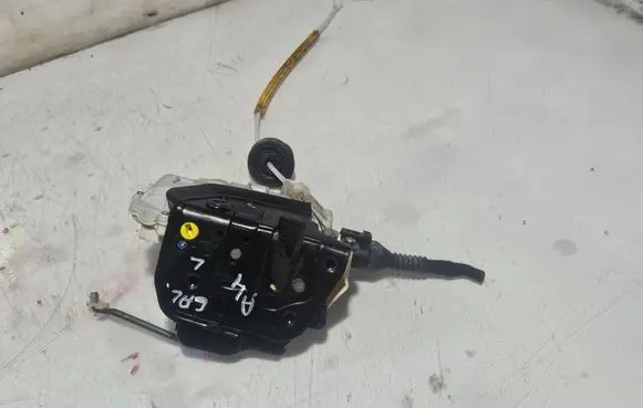 Audi A4 S4 B7 8E 8H Rear door lock 8E0839015AA