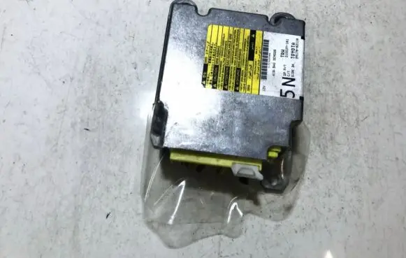 Toyota Auris 150 Airbag control unit/module 8917002110 89170-02110
