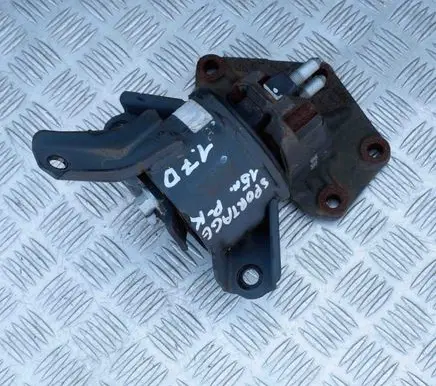 KIA Sportage Engine mount bracket 218352S101