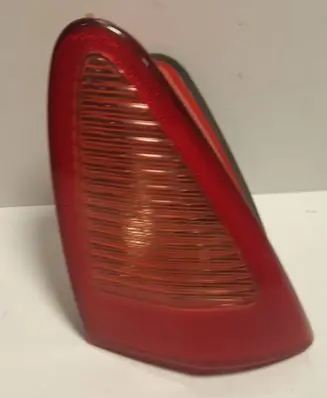 Alfa Romeo 147 Tailgate rear/tail lights 03321010 46747825 46556346