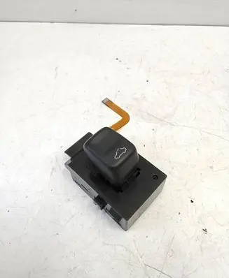 Volvo V50 Sunroof switch 8697135 06W093 4970