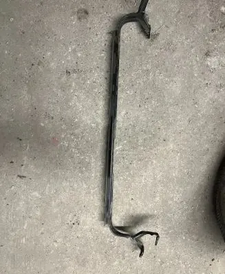 Volvo V50 Bottom radiator support slam panel 