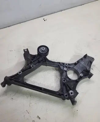 Mercedes-Benz E W212 Generator/alternator bracket A6512011109