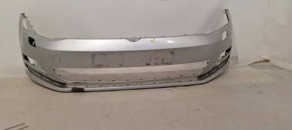 Volkswagen Golf VII Front bumper 5g0807221