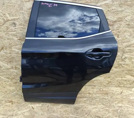 Nissan Qashqai Rear door 