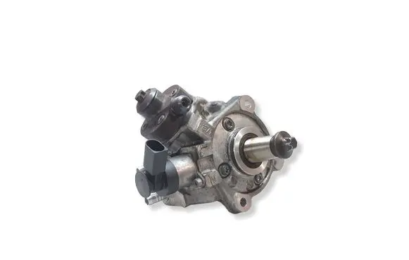 BMW 5 F10 F11 Fuel injection high pressure pump 7810696 0445010517