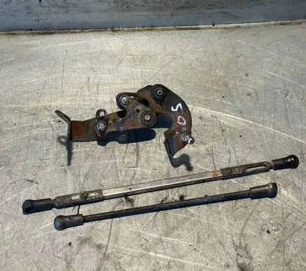 Mercedes-Benz E W124 other engine part 