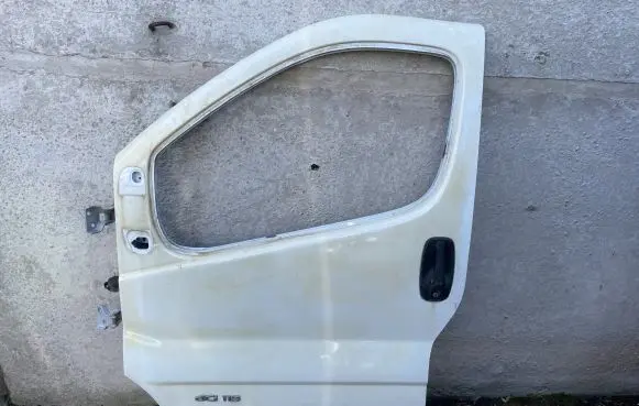 Renault Trafic II (X83) Front door