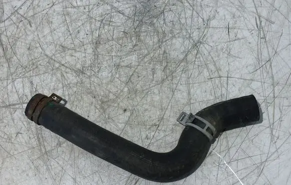 Tesla Model S Engine coolant pipe/hose 600734300D