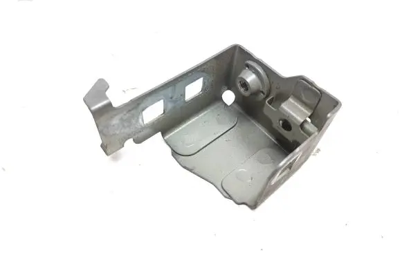 Renault Espace V (RFC) Fender mounting bracket 2350041R