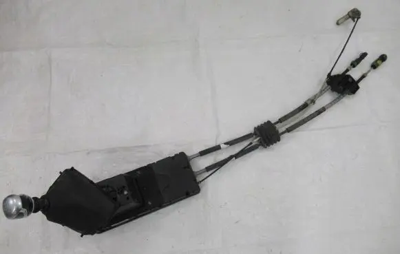Peugeot 308 Gear shift cable linkage 9806774080