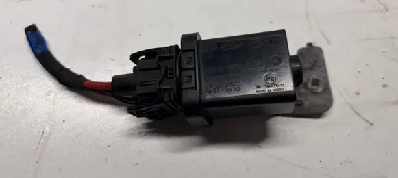 KIA Sportage Glow plug 368302UTL0