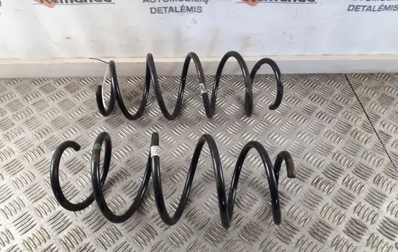 Mercedes-Benz E W212 Front coil spring 