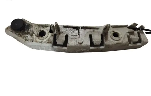 Ford Focus Front bumper mounting bracket M5117D958A