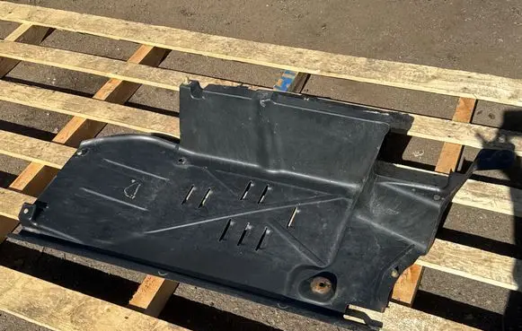 Volkswagen Multivan T5 Center/middle under tray cover 7T0825208H 1T0825208C 1J0825208B