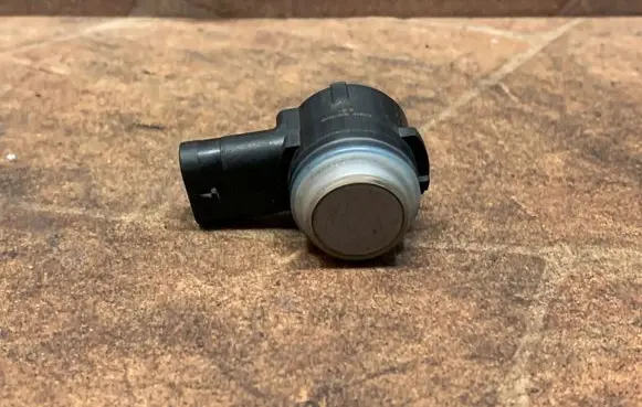 Mercedes-Benz E C207 W207 Parking PDC sensor A0009059300