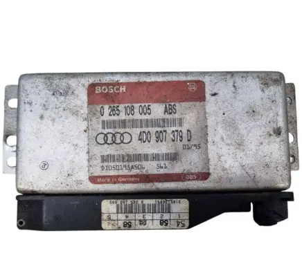 Audi A4 S4 B5 8D Engine control unit/module 4D0907379D