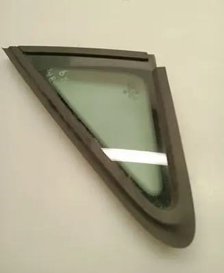 Volkswagen Caddy Front door vent window glass four-door 43R001057 E000184