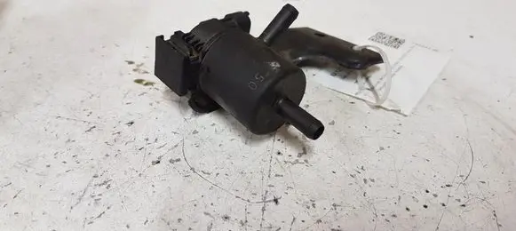 Hyundai i30 Vacuum valve 2901003AA0 9044060026