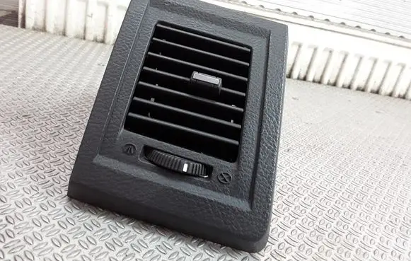 SsangYong Kyron Dashboard side air vent grill/cover trim