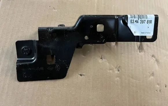 Renault Zoe Fender mounting bracket 631439781r