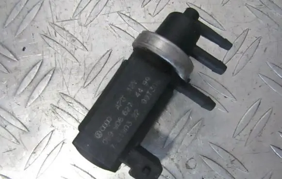 Audi A6 S6 C5 4B Turbo solenoid valve 059906627 7.21903.22