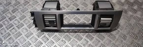 Jaguar XF X250 Dash center air vent grill 06620