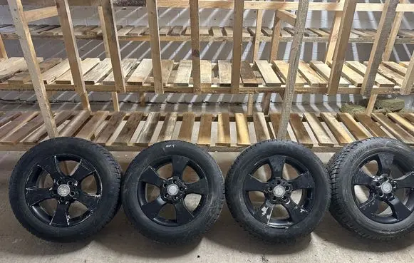 Mercedes-Benz GLK (X204) R17 alloy rim A2044013102