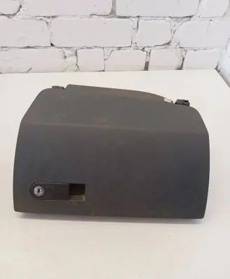 Volkswagen Transporter - Caravelle T5 Glove box 7H1857121