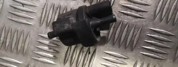 Audi A4 S4 B6 8E 8H Vacuum valve 06b133459d