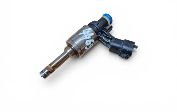 Opel Insignia A Fuel injector 12614736 0261500055