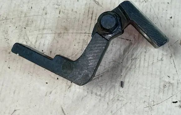 Skoda Octavia Mk1 (1U) Rear door upper hinge