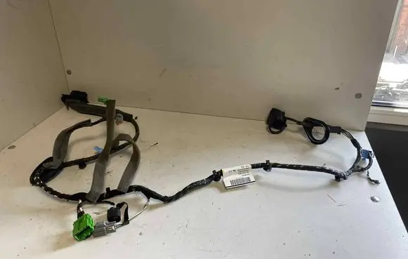 Volvo C30 Front door wiring loom 30658539 998441101